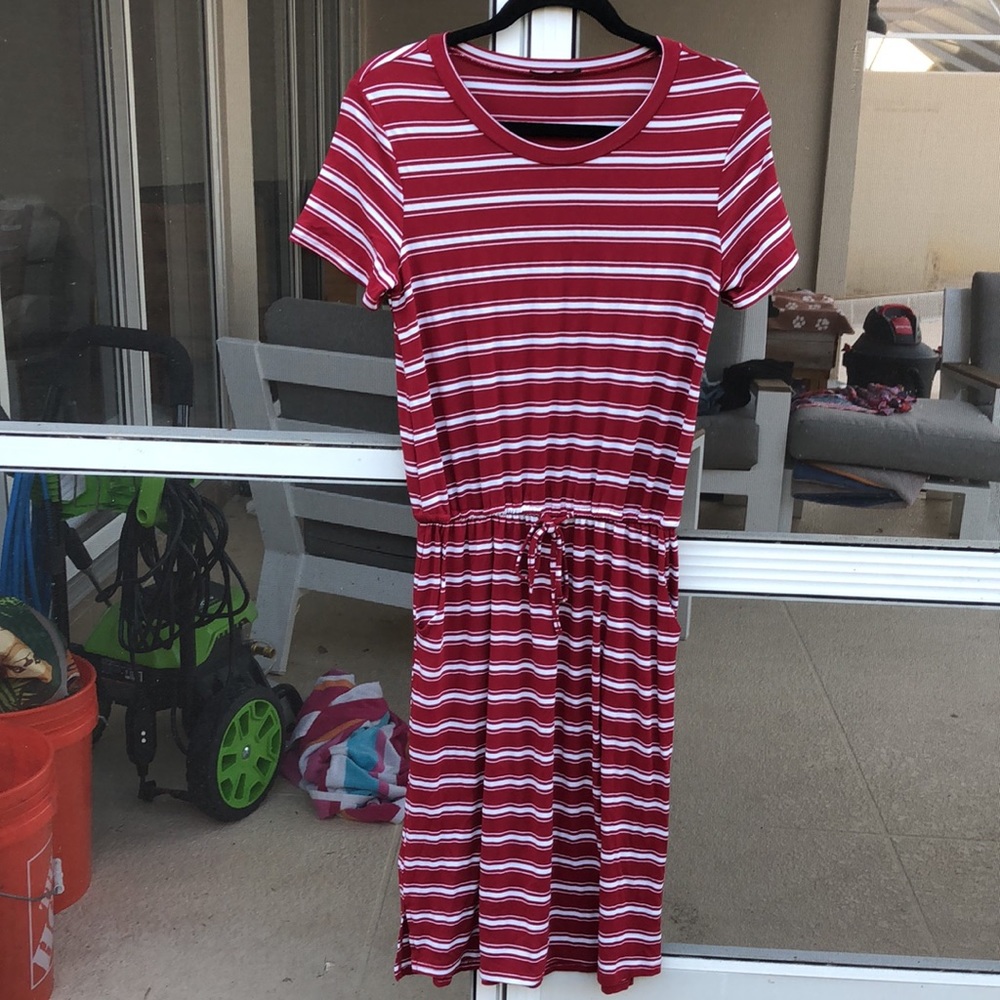 NWOT! - ESIMIER FARIRY Short Sleeve Dress